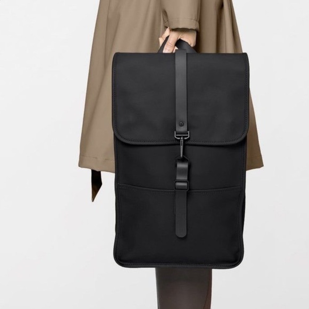 Rains Unisex Backpack W3 Style 13000 Waterproof 15" Laptop MSRP $125 Black